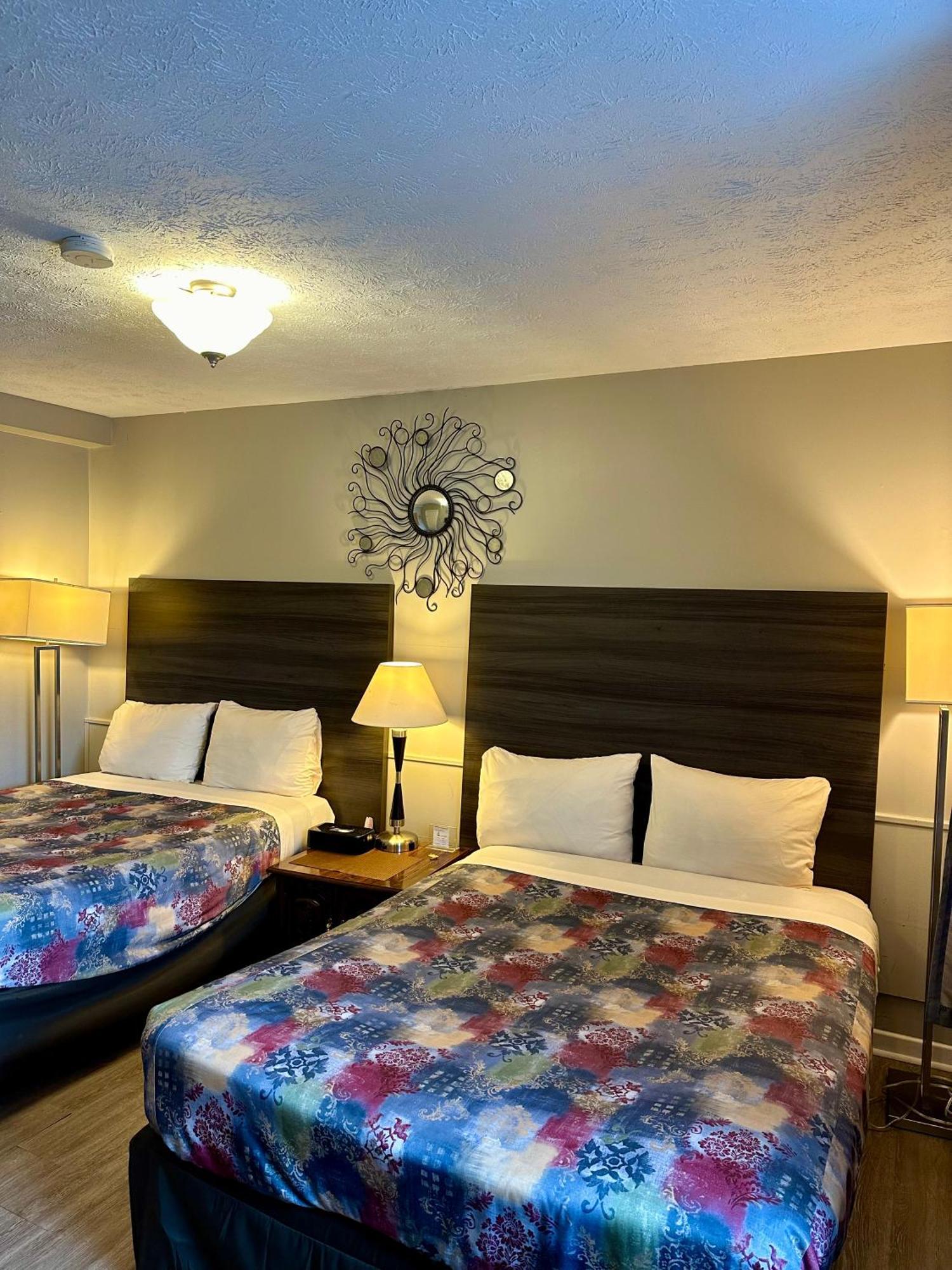 Lakeview Motel & Cottage Кинкардин Экстерьер фото
